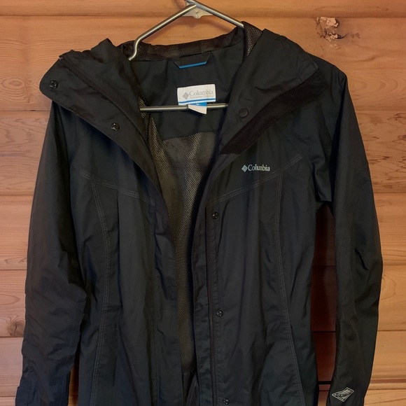 Columbia raincoat - Picture 10 of 12